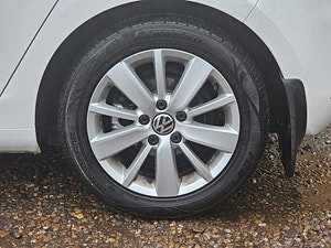 Volkswagen Golf thumbnail