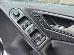 Volkswagen Golf thumbnail