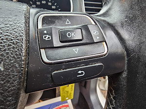 Volkswagen Golf thumbnail