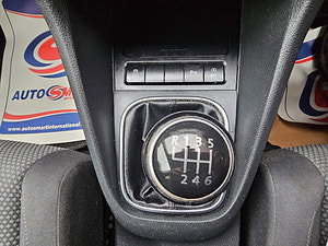 Volkswagen Golf thumbnail