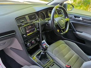 Volkswagen Golf thumbnail