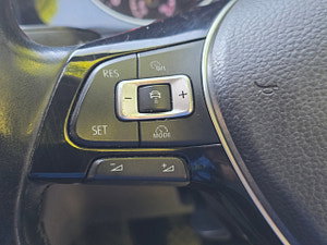 Volkswagen Golf thumbnail