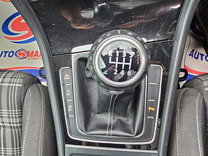 Volkswagen Golf thumbnail