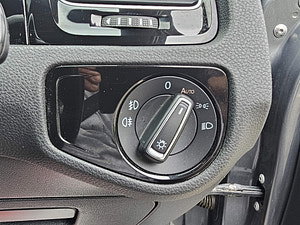 Volkswagen Golf thumbnail
