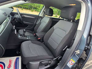 Volkswagen Passat thumbnail