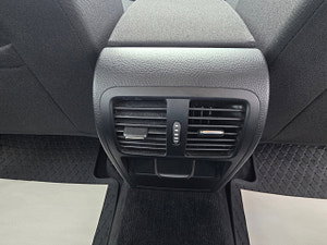 Volkswagen Passat thumbnail
