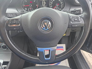 Volkswagen Passat thumbnail