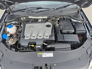 Volkswagen Passat thumbnail