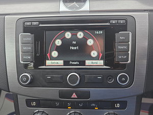 Volkswagen Passat thumbnail