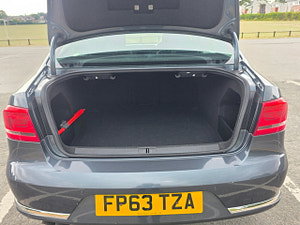 Volkswagen Passat thumbnail