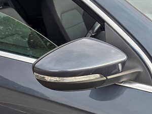 Volkswagen Passat thumbnail