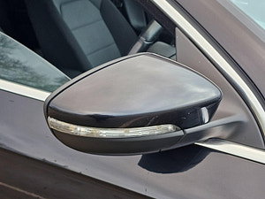 Volkswagen Passat thumbnail