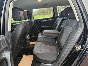 Volkswagen Passat thumbnail