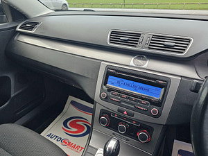 Volkswagen Passat thumbnail