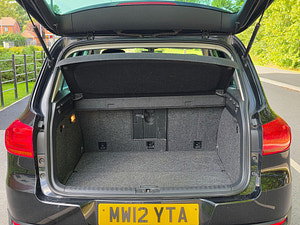 Volkswagen Tiguan thumbnail