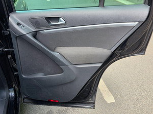Volkswagen Tiguan thumbnail