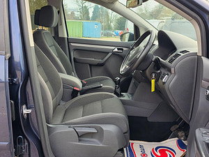 Volkswagen Touran thumbnail