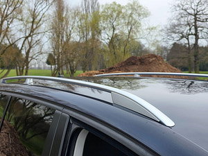 Volkswagen Touran thumbnail