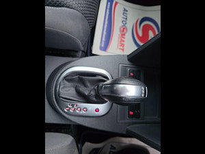 Volkswagen Touran thumbnail