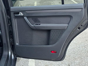 Volkswagen Touran thumbnail