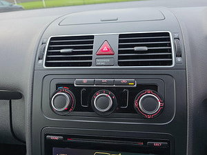 Volkswagen Touran thumbnail