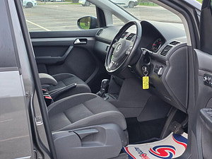 Volkswagen Touran thumbnail