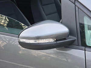 Volkswagen Touran thumbnail
