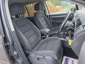 Volkswagen Touran thumbnail