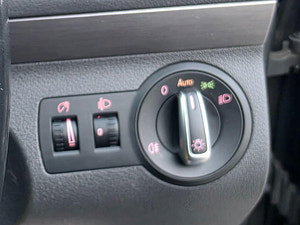 Volkswagen Touran thumbnail