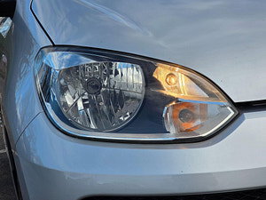 Volkswagen up! thumbnail