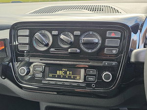 Volkswagen up! thumbnail