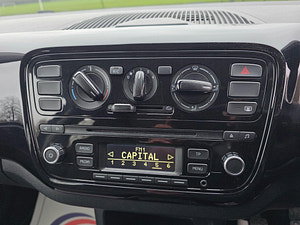 Volkswagen up! thumbnail