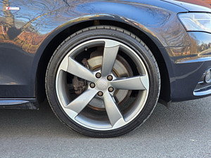 Audi A4 thumbnail