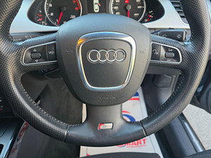 Audi A4 thumbnail