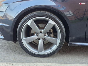 Audi A4 thumbnail