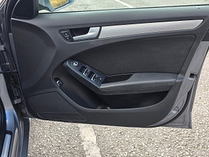 Audi A4 thumbnail