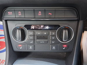 Audi Q3 thumbnail
