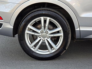 Audi Q3 thumbnail