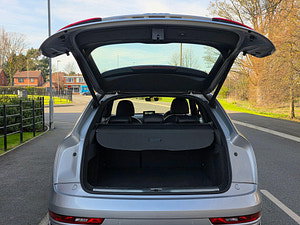 Audi Q3 thumbnail