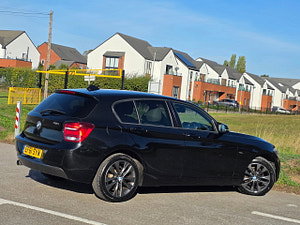 BMW 1 Series thumbnail