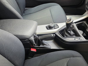 BMW 2 Series thumbnail