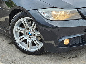 BMW 3 Series thumbnail