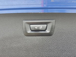 BMW 3 Series thumbnail