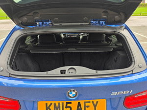 BMW 3 Series thumbnail
