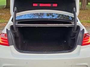BMW 3 Series thumbnail