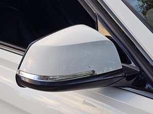 BMW 3 Series thumbnail