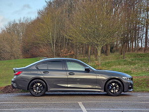 BMW 3 Series thumbnail