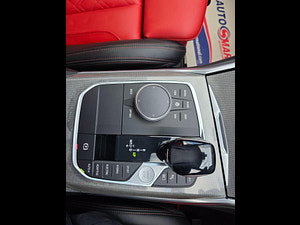 BMW 3 Series thumbnail