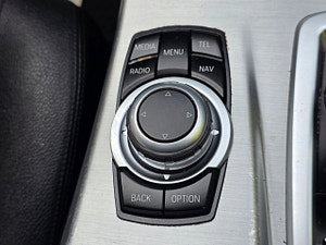 BMW 5 Series thumbnail