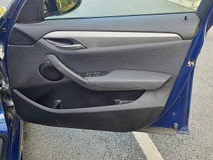 BMW X1 thumbnail